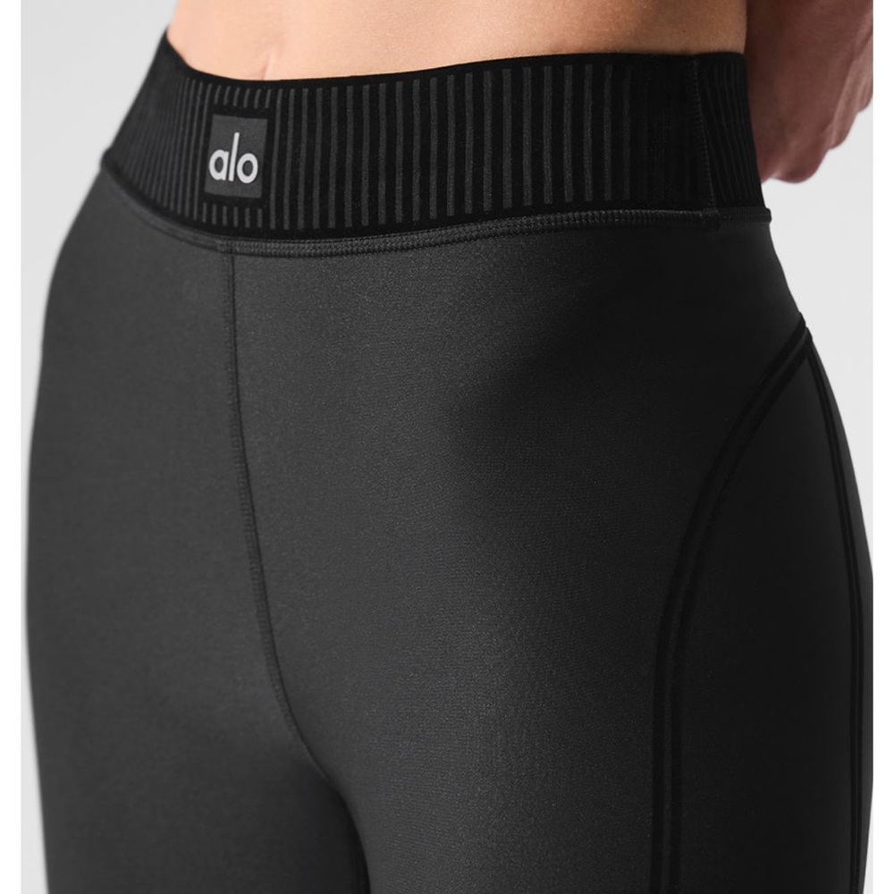 ALO Airlift High-Waist 7/8 Leggings